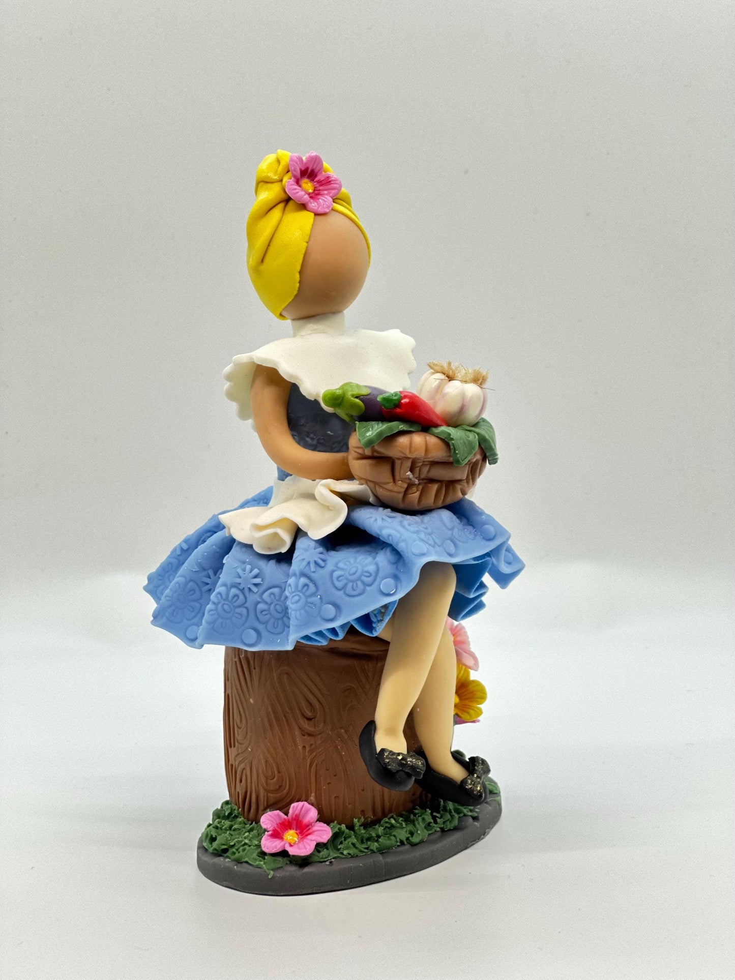 Dominican Souvenir Faceless Doll - Muñeca sin rostro Dominicana