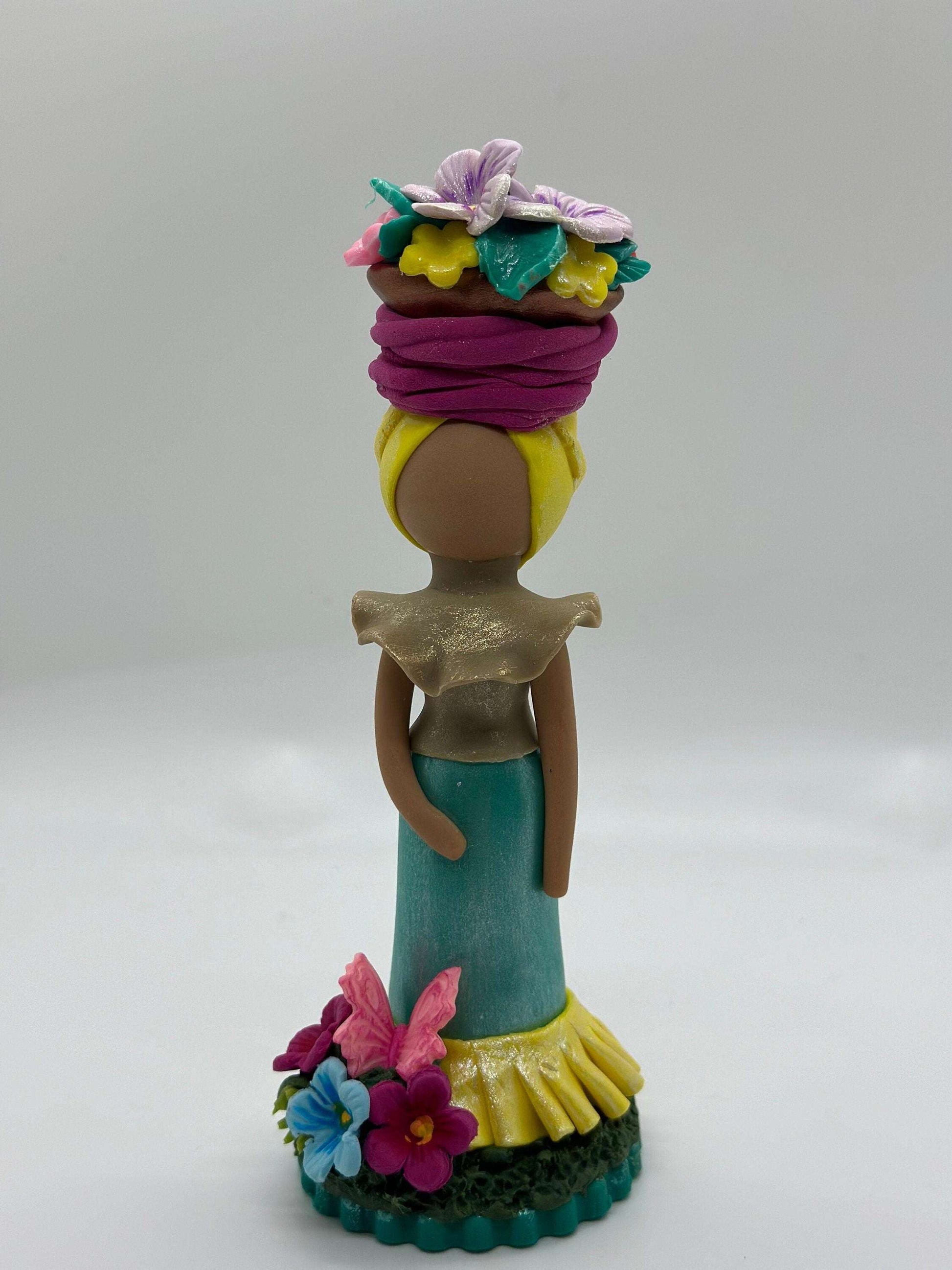 Dominican Souvenir Faceless Doll - Muñeca sin rostro Dominicana