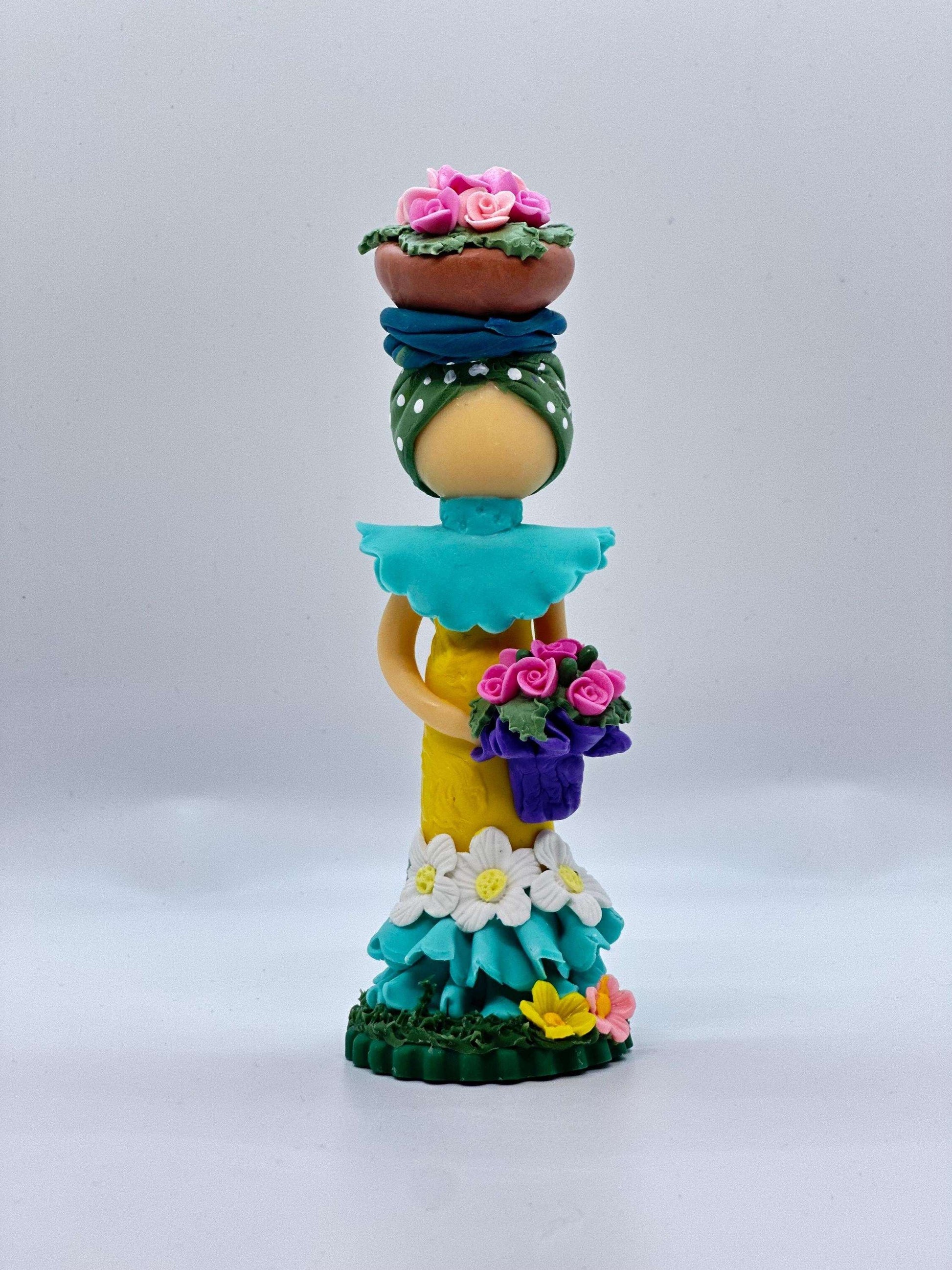 Dominican Souvenir Faceless Doll - Muñeca sin rostro Dominicana