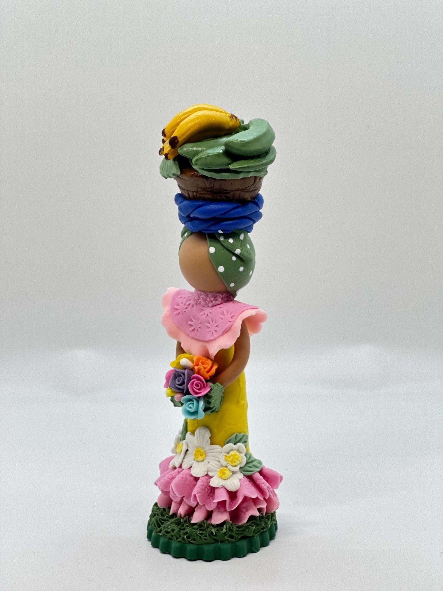 Dominican Souvenir Faceless Doll - Muñeca sin rostro Dominicana